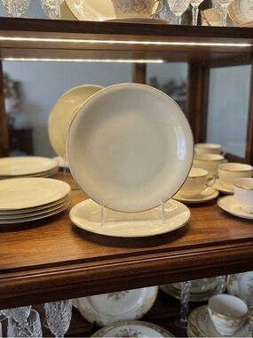 Antique furstrnberg Germany  2 salad plate Cream Dinner Plate with Gold Rim 7.5”